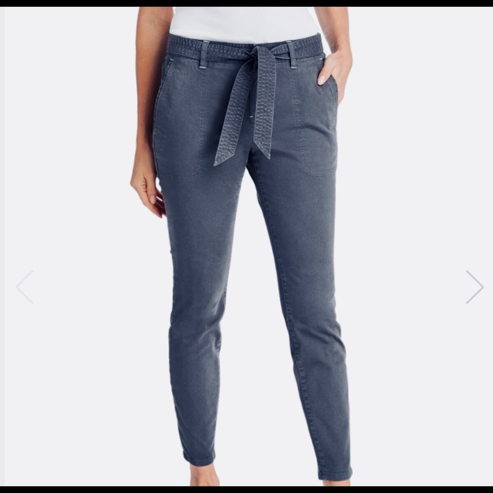 NWT Vineyard Vines Cropped Belted pants Sz.14